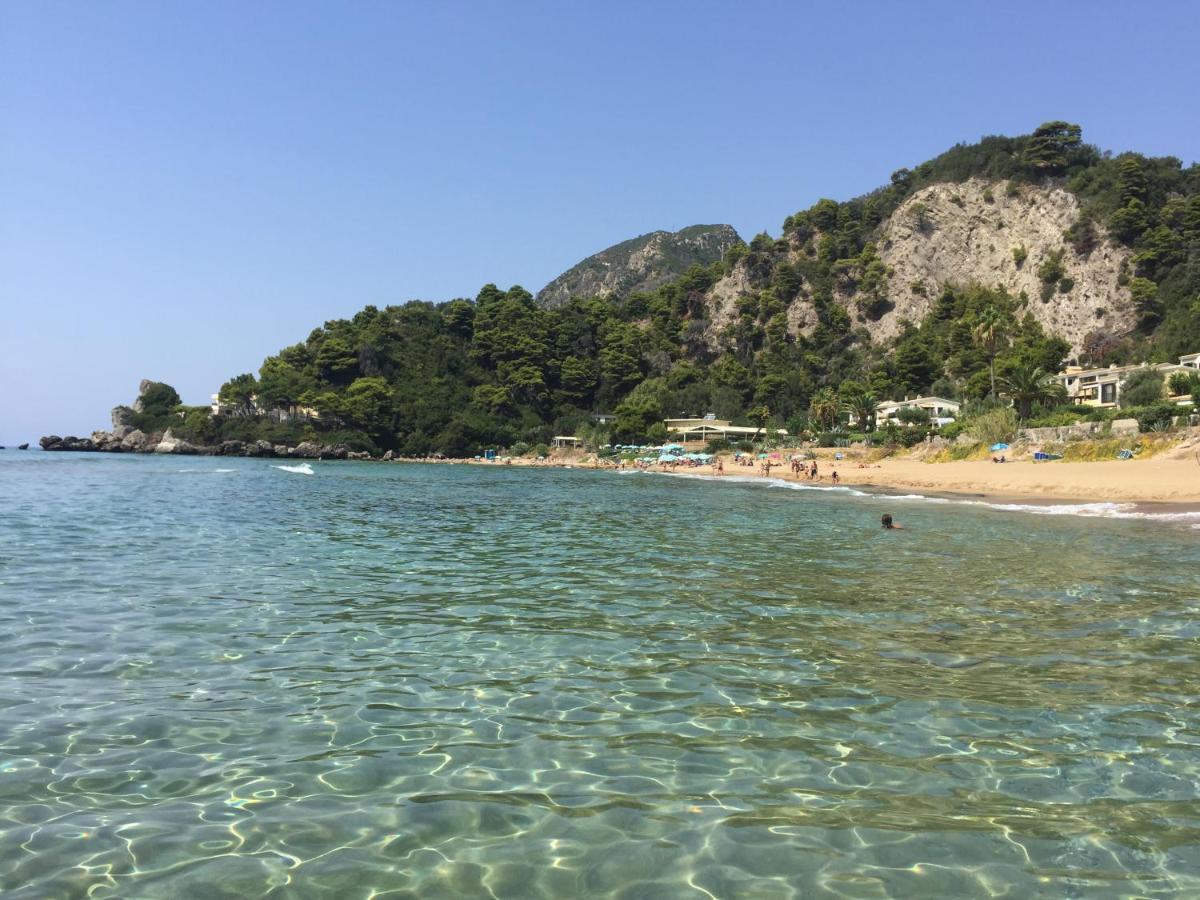 Corfu, Glyfada, Sea La Vie *